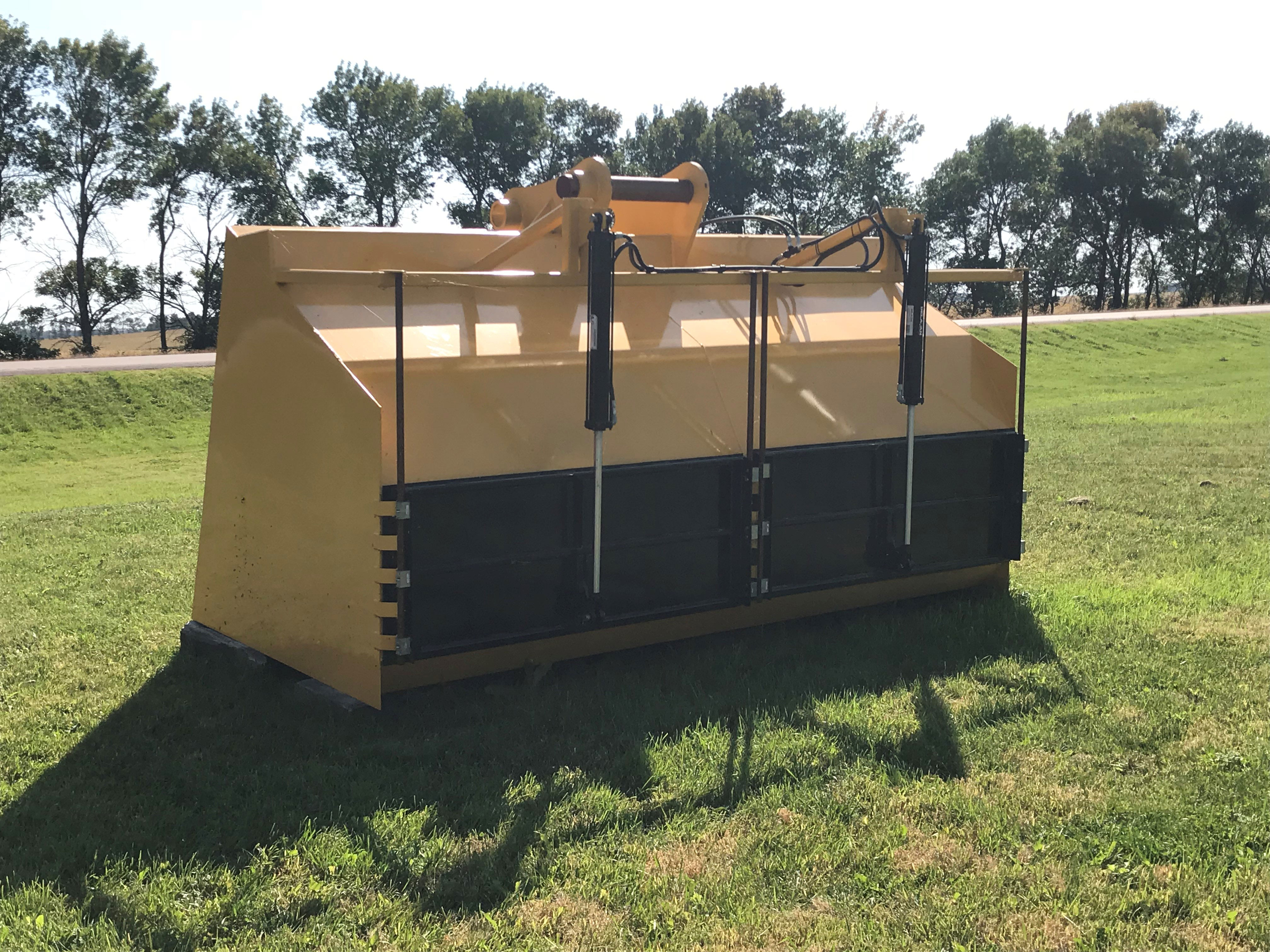 DCM Speedster Bucket KDM Equipment Inc. Bryant, SD Farming Equipment, Ag Dismantled